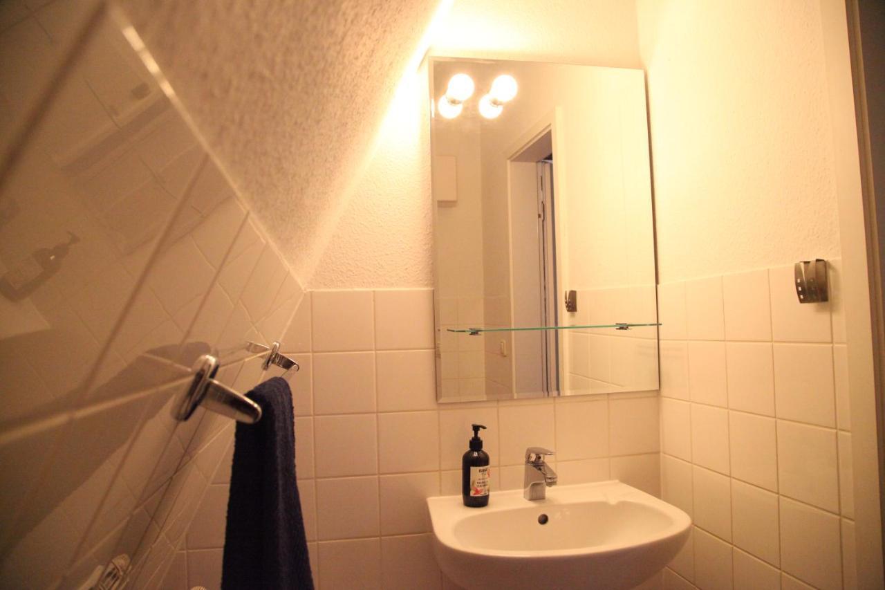 Wunderschoene Dachgeschoss - Maisonette Rostock Exteriör bild